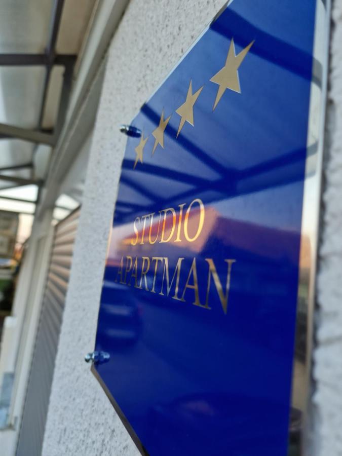 Studio Apartman Suburban Visnjevac Экстерьер фото