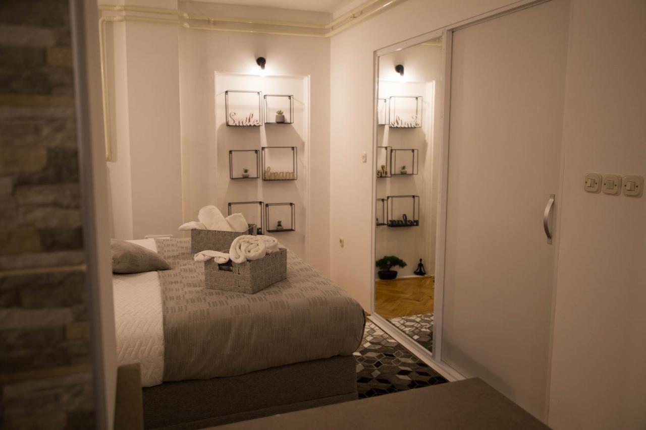 Studio Apartman Suburban Visnjevac Экстерьер фото